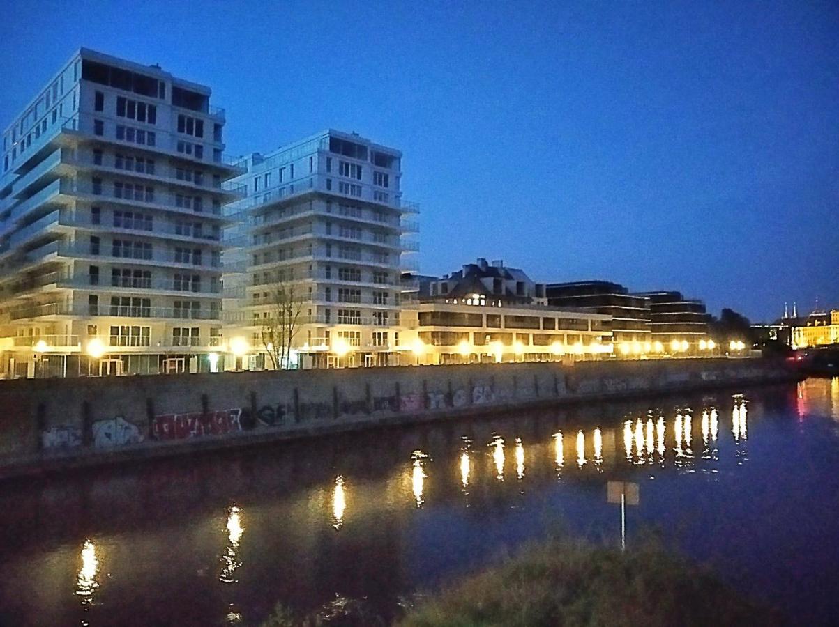 Ultima Apartment Wroclaw Bagian luar foto