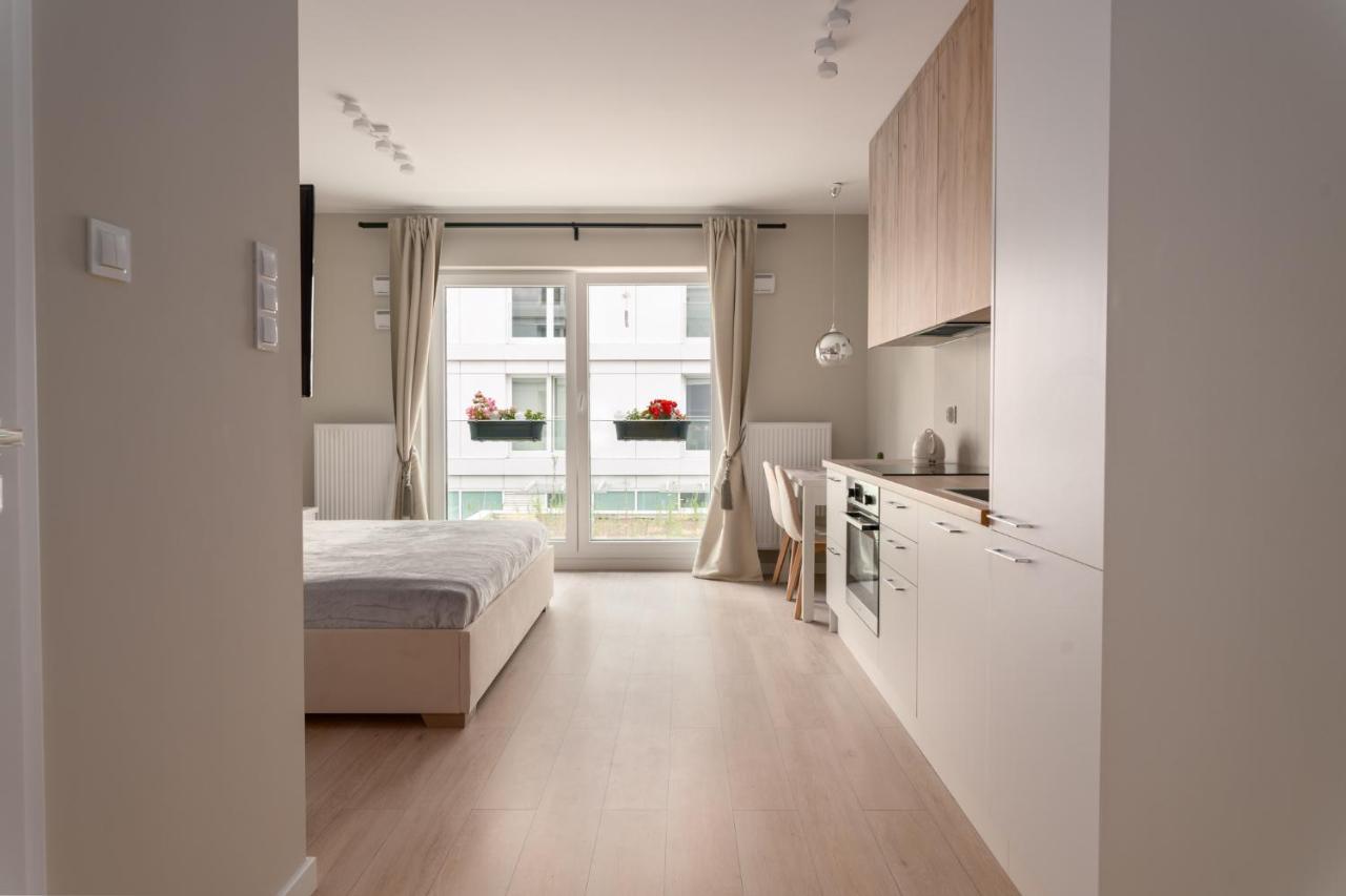Ultima Apartment Wroclaw Bagian luar foto